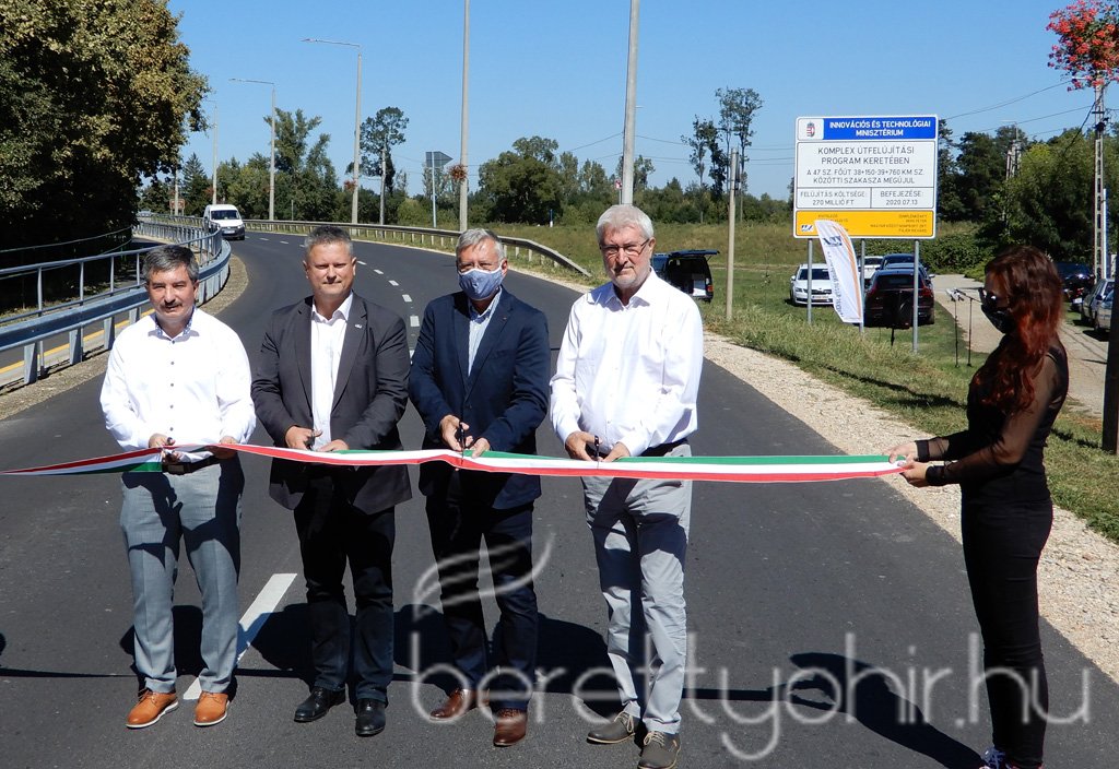 megújult az 47-es főút szentmártoni szakasza 14